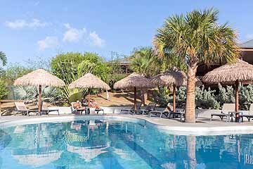 morena resort - lifestyle - lowres-11.jpg